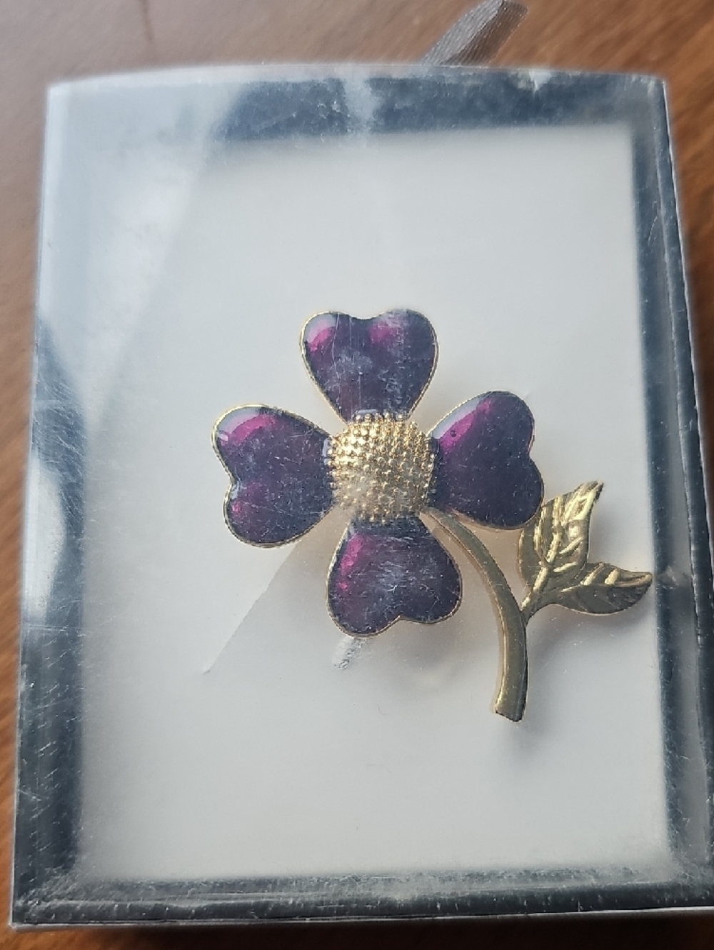 NIB Vintage Gold-Tone Purple Enamel Flower Brooch - Picture 6 of 7